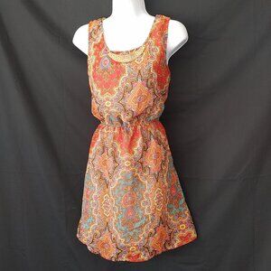 BOHO - FLOWING SUMMER DRESS W/ANTIQUED NECKLACE